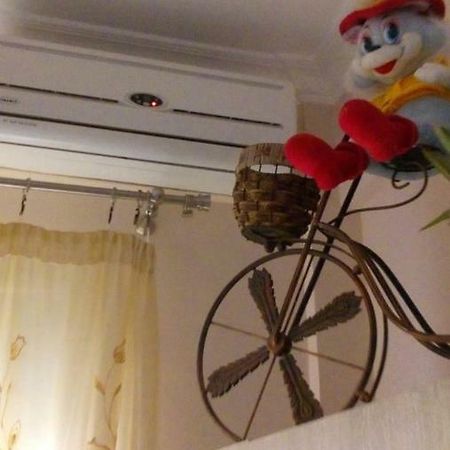 7 Stars Near Metro Apartman Athén Kültér fotó