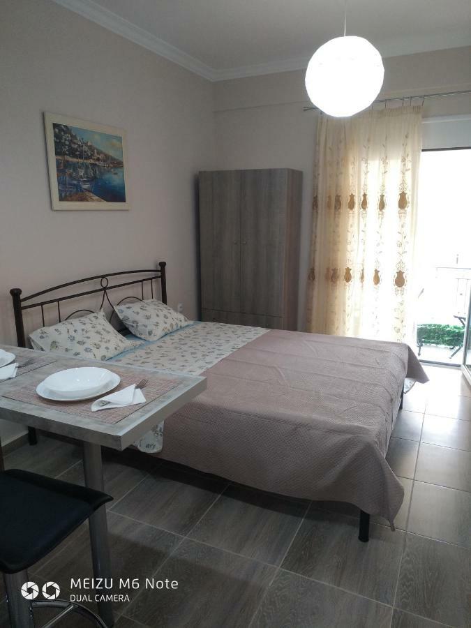 7 Stars Near Metro Apartman Athén Kültér fotó