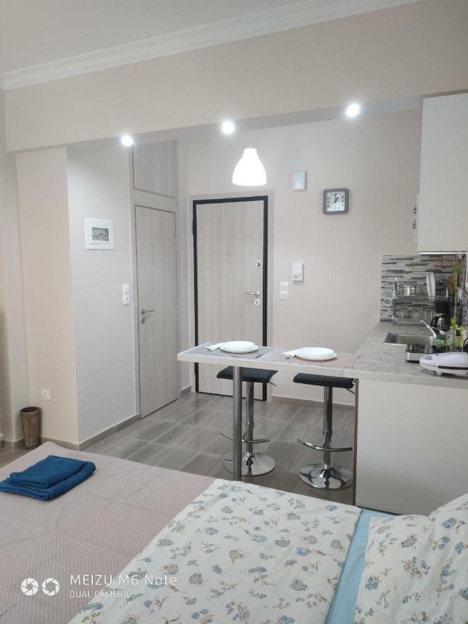7 Stars Near Metro Apartman Athén Kültér fotó