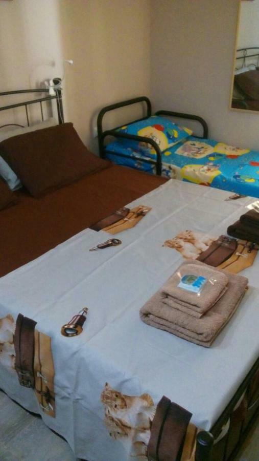 7 Stars Near Metro Apartman Athén Kültér fotó