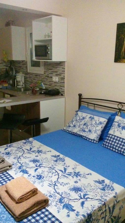 7 Stars Near Metro Apartman Athén Kültér fotó
