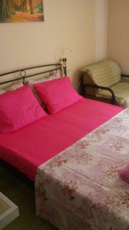 7 Stars Near Metro Apartman Athén Kültér fotó