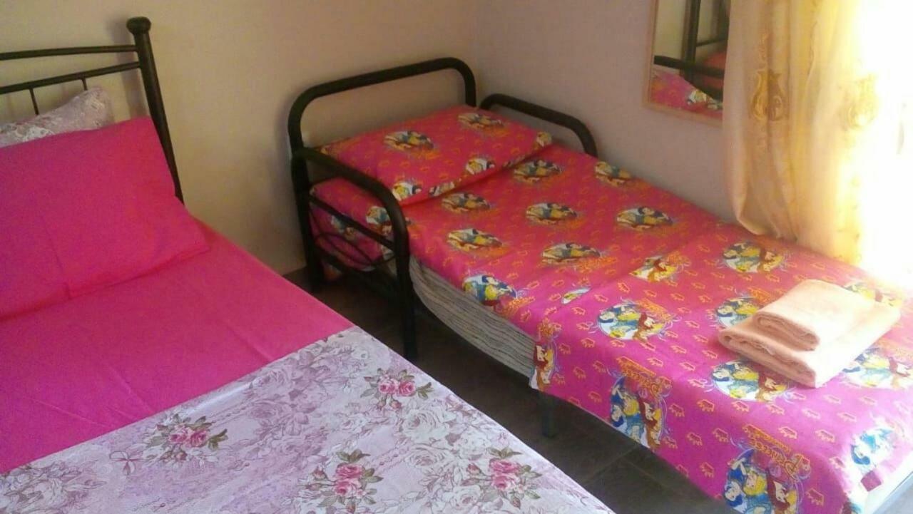 7 Stars Near Metro Apartman Athén Kültér fotó
